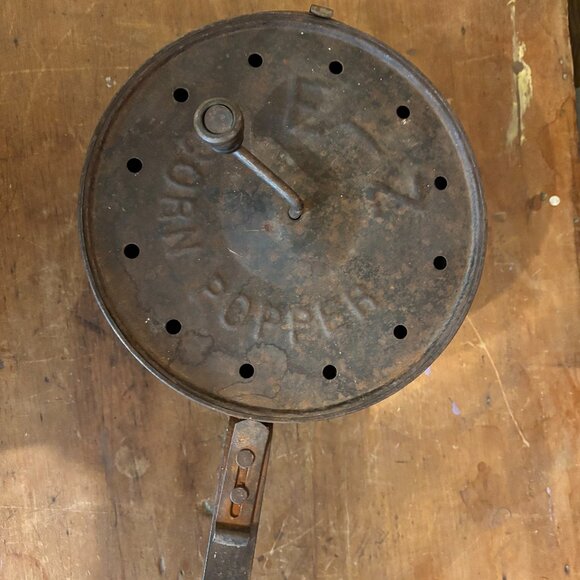 Antique Popcorn Popper - Picture 1 of 5